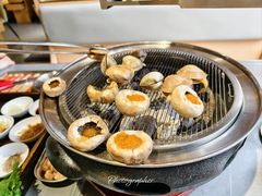 -围炉肉舍•炭烤活鳗•丹东海鲜烤肉(步行街店)