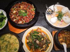 -万重锦·人文川菜馆(骡马市店)