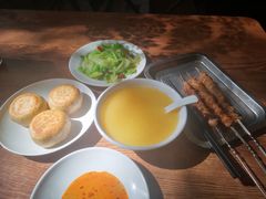 -清真吴记门钉肉饼·喜多利