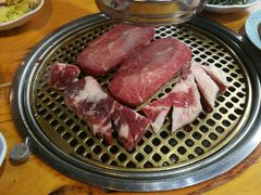-唯成•韩国炭火烤肉 유성고기