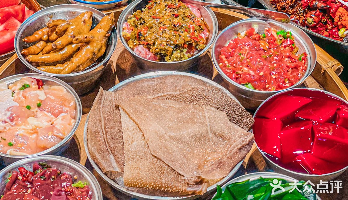 昆明来这儿一家就够了‼️火锅➕甜品