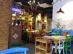 大堂-小小河边鱼(天润城店)