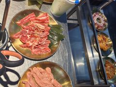 -哈哈碳都·牛肋条无限自助烤肉(台江万达店)