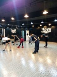 -YASAKI国际舞蹈中心