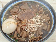 -牛师傅牛肉面(尚隆路店)
