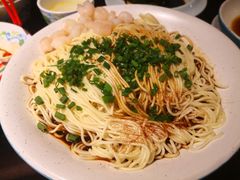 葱油三虾拌面-老头儿油爆虾·知味杭州(爱琴海购物中心)