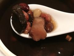麦冬熟地炖黑豆汤-若蘭慈·无国界素食料理(欢乐海岸店)