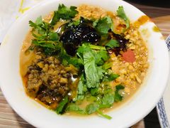 -潮汕牛肉火锅