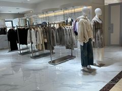 -燕莎友谊商城(亮马桥店)