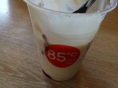 -85度C(生甜甜圈研究工坊·上海松江人民北路店)
