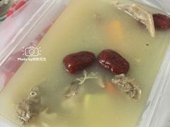 药膳乳鸽汤-顺德公美食(西乡店)