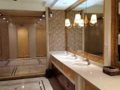 -花湖会所·高端水疗商务泡浴SPA(高新店)