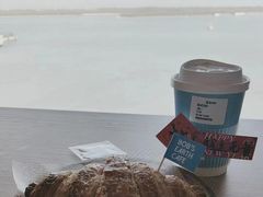 -抱抱地球咖啡馆(国家海洋博物馆店)
