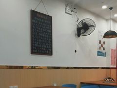 大堂-老何家后安粉·糟粕醋海鲜火锅(三亚湾椰梦长廊店)