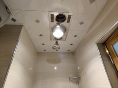 -简洛澜山酒店(武汉光谷步行街店)