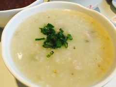皮蛋瘦肉粥-嘉和一品(长江道店)