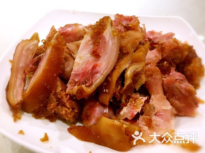 卤猪蹄# 比较特别的是猪蹄切成了条状,即非手撕也不是切块,吃起来很