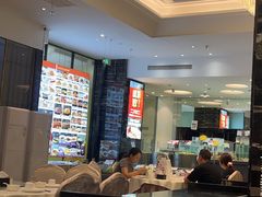 -万龙洲海鲜(大兴绿地缤纷城店)