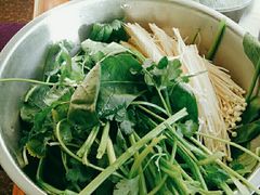 -北京龙庆四季香农家饭庄·灶台鱼·碳烤虹鳟鱼(龙庆峡店)