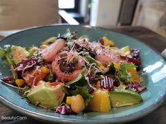 鲜虾牛油果沙拉-HIGH FIVE哈福手工汉堡(桂林路店)