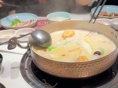 -洪氏嗨捞·猪肚鸡火锅(阳光天地店)