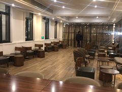 大堂-星巴克臻选(广州沙面店)