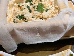 -东口码头·烧鸽子·鱼头泡饼·地方菜(金鹰悦城店)