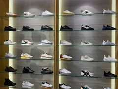 -Onitsuka Tiger(港汇恒隆广场店)