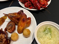 -涨巢·潮玩水疗局