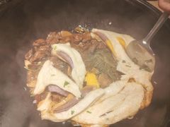 -万里闯关东铁锅炖菜馆(高新旗舰店)
