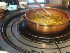 -阿山卓·野生菌火锅·纳西火塘烤肉