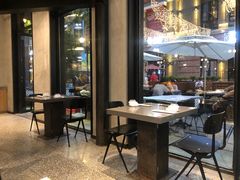 露天位-一棠龙虾•王牌虾球(楚河汉街店)