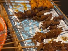 -烤满分·东北烧烤(首经贸店)