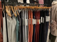 -lululemon(比斯特购物村店)