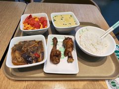 -老乡鸡(西岸凤巢店)