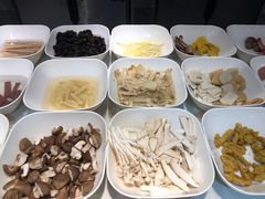 -蜀天上精专麻辣香锅(文定路店)
