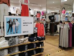 -优衣库(郑州丹尼斯大卫城店)