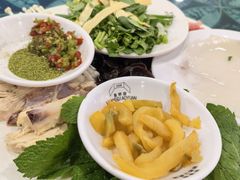 -桥香园云南过桥米线(金马碧鸡店)