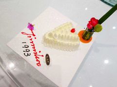 菠萝色拉-金米箩大酒店(五角场店)