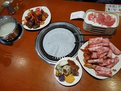 -韩大地海鲜自助烧烤城(黄兴路步行街店)