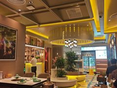 -润园四季椰子鸡火锅(卓越INTOWN店)