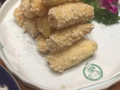 -娜仁图雅蒙古美食村(33小镇店)