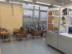 -无奔眼镜·蔡司·依视路授权店(马家堡店)