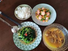 -悦芽照护月嫂+育儿嫂(杭州店)