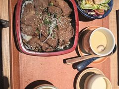-本源食集 日式烧肉·炉端烧(东海缤纷店)