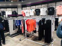 店内环境-五环Outlets(高新工厂店)