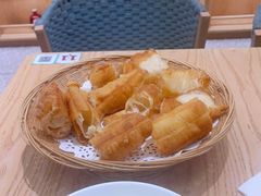 -弄堂咪道-饭香·面香·馄饨香(汇锦广场店)