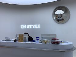 -In Style Hair Salon