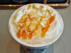 热烤巴旦木牛乳拿铁-星巴克臻选(武汉首义汇店)