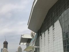 -大连市游泳馆-地面停车场